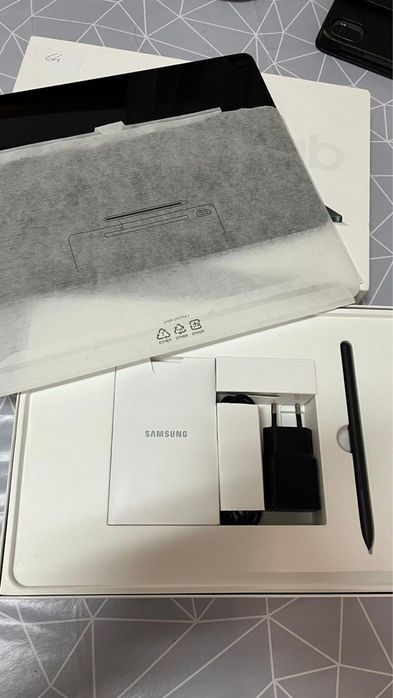 Tablet galaxy extremamente novo