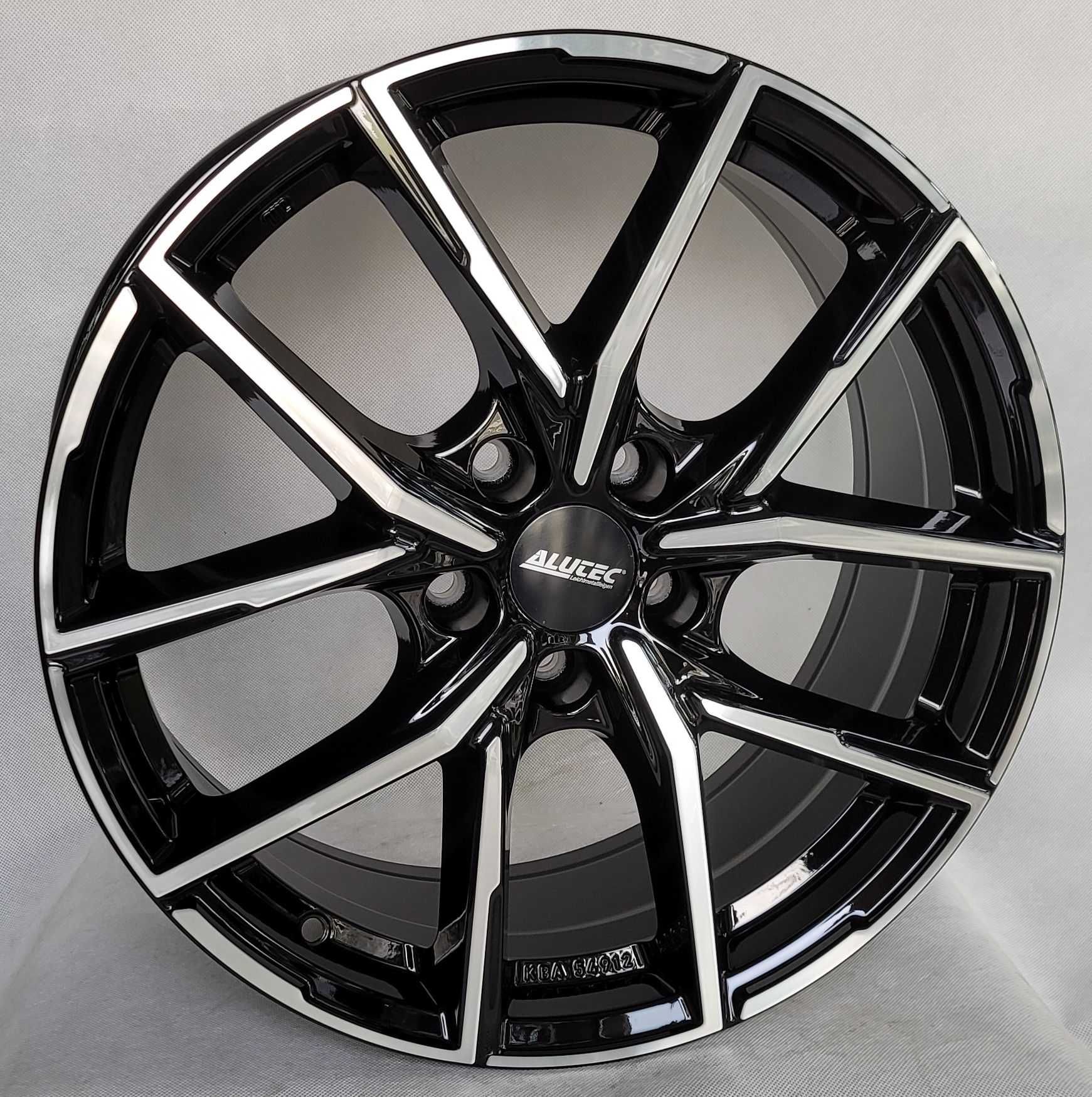 Felgi Alutec 18 VW Passat B8 B7 Superb 3 A4 B7 Formentor VW Arteon CC