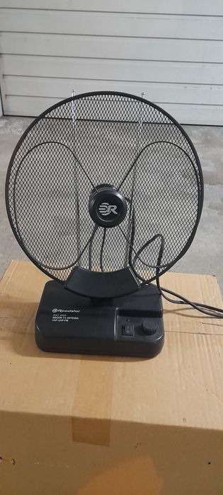 Antena interior para TV.