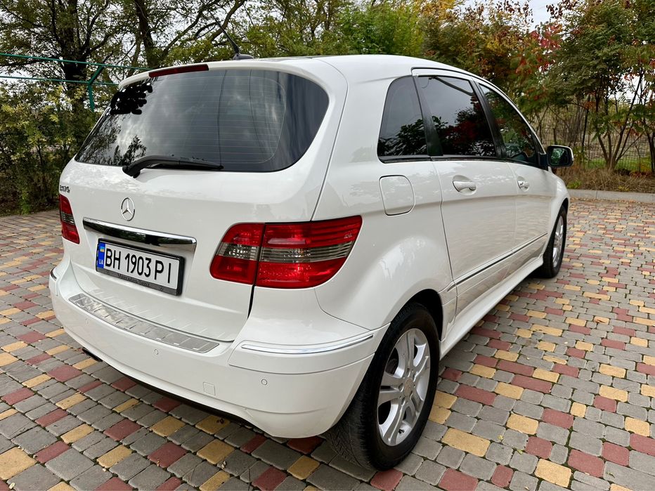 Mercedes Benz B Class