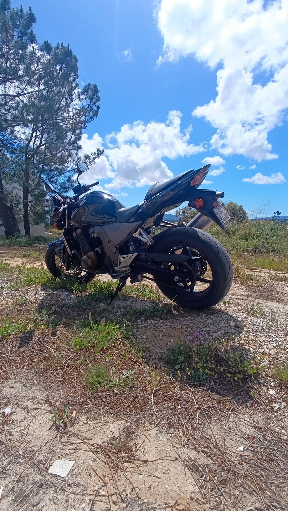 Kawasaki Z 750/24M km!
