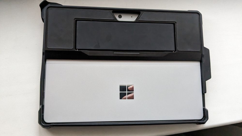 Ноутбук/Планшет Microsoft Surface Go 2  4/64Gb Type Cover