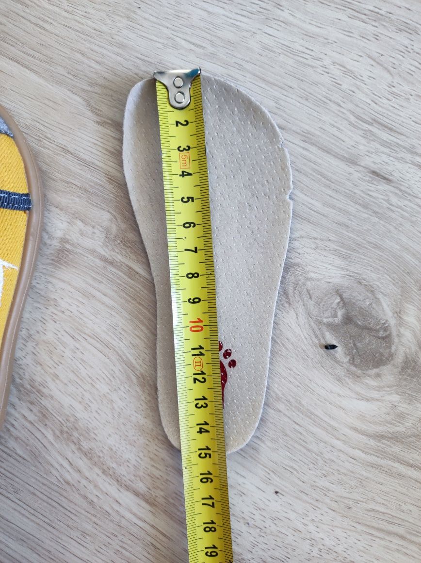 Nowe kapcie barefoot 3f r 24