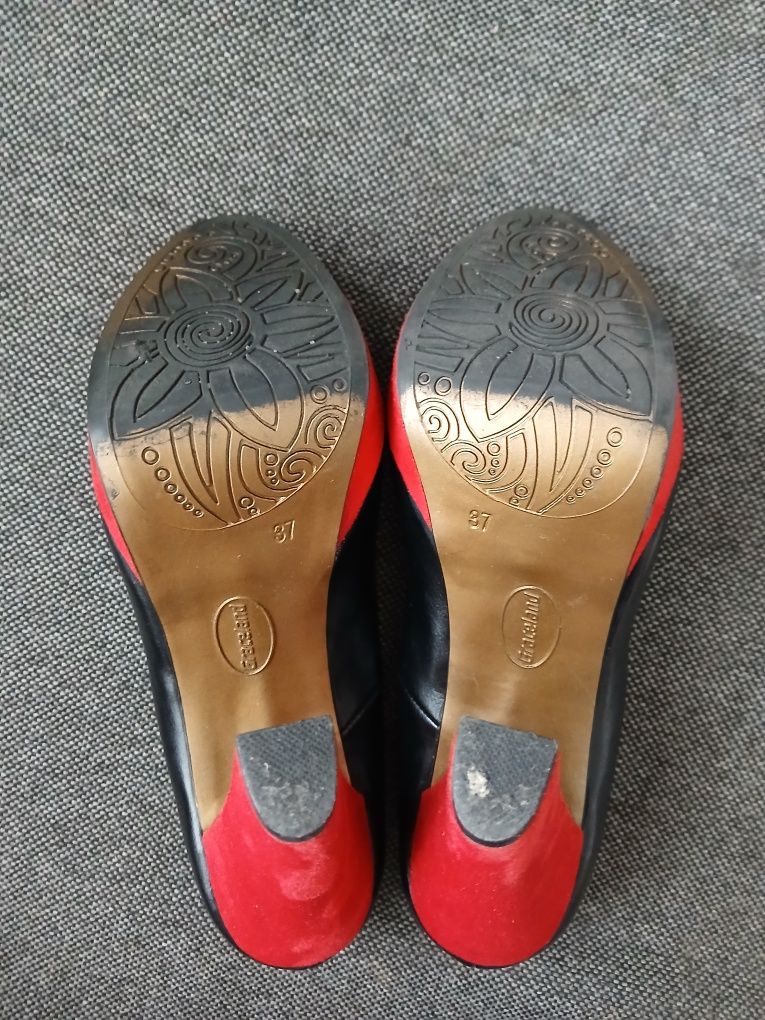 Buty na obcasie graceland