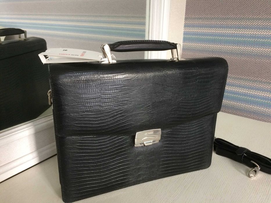 Портфель Neri Karra