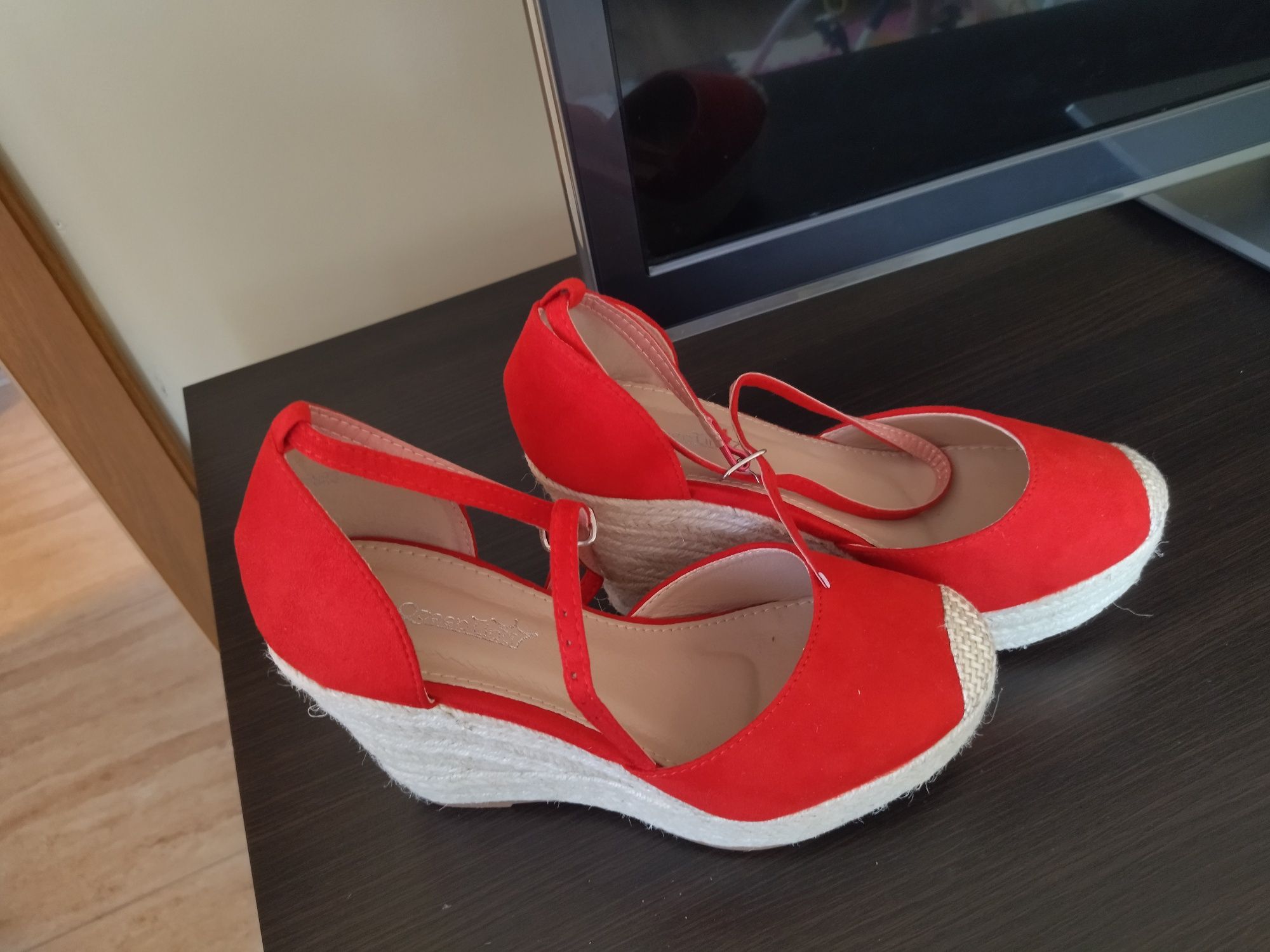 Buty koturny nowe