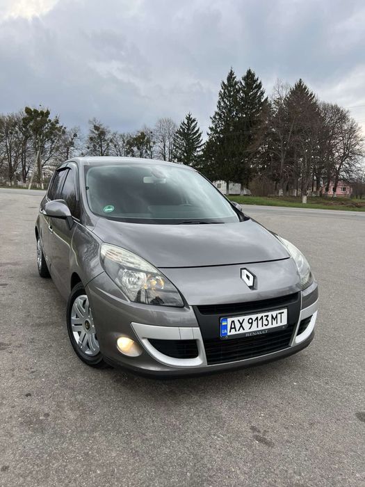 Продам рено сценік