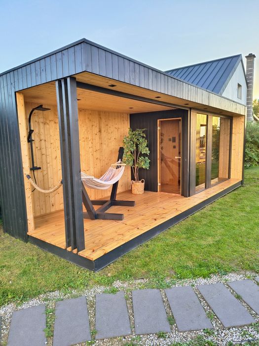 Sauna ogrodowa ze strefą relaksu