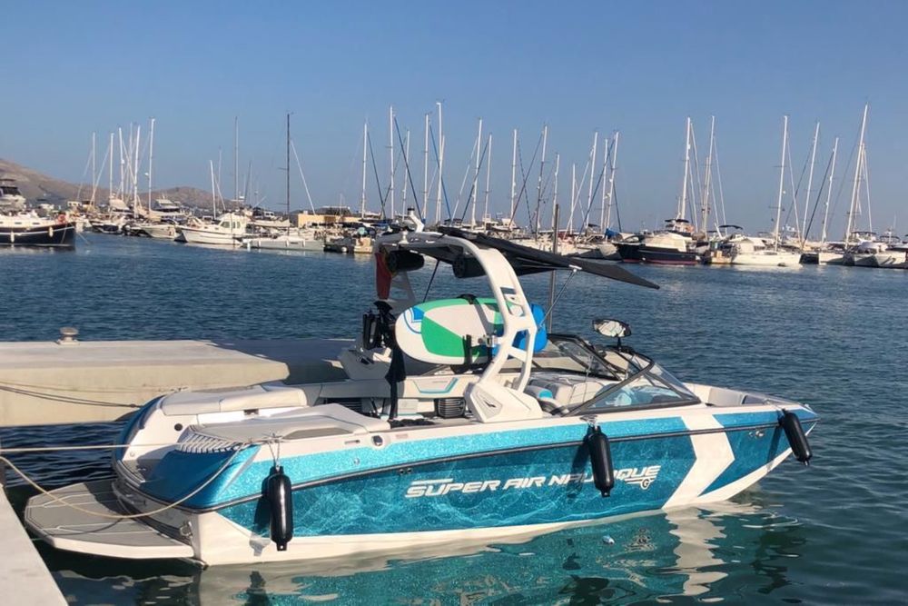 Motorowka wakesurf wakeboard mastercraft malibu axis centurion nautiqe
