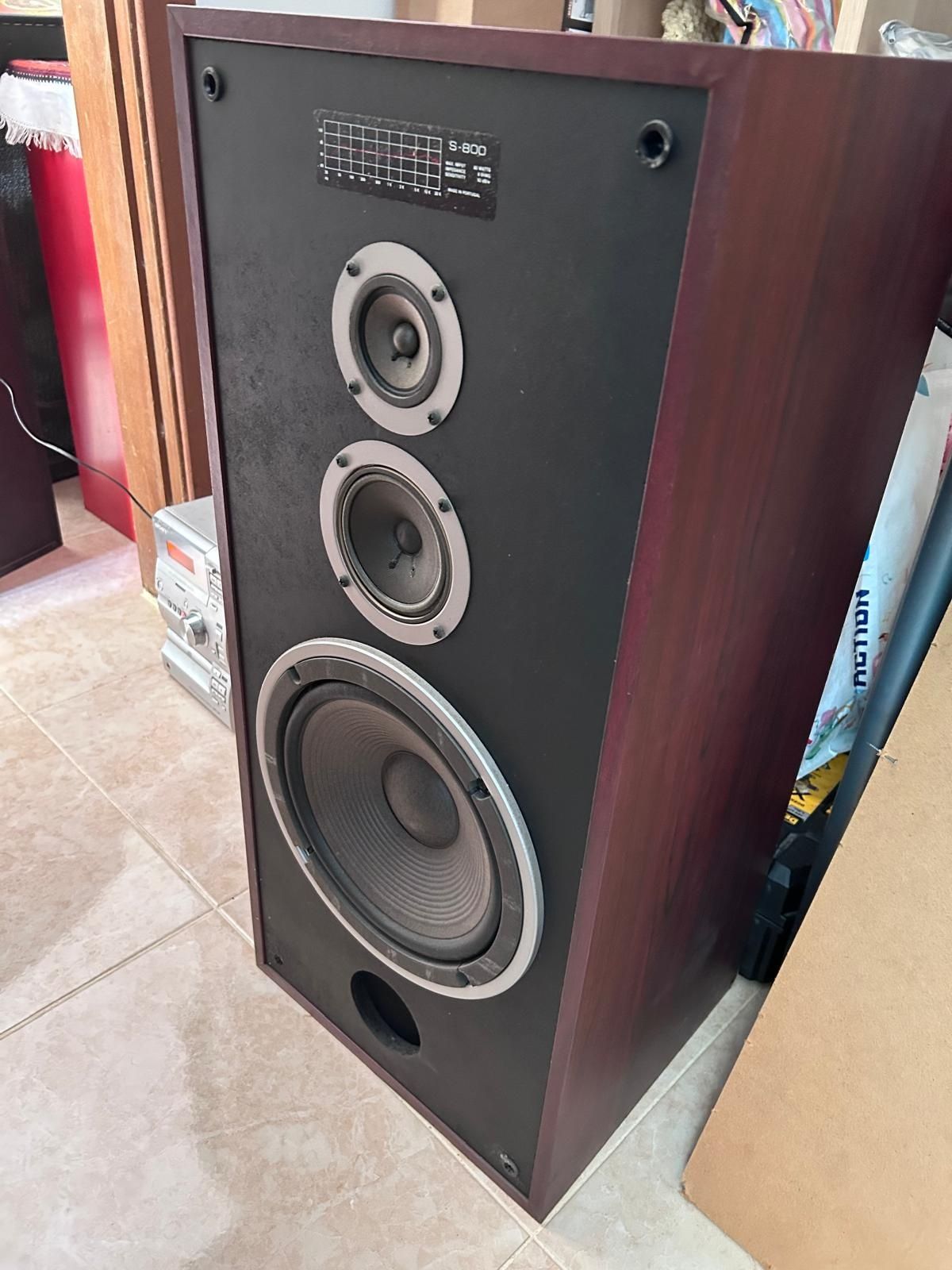 Colunas pioneer gigantes