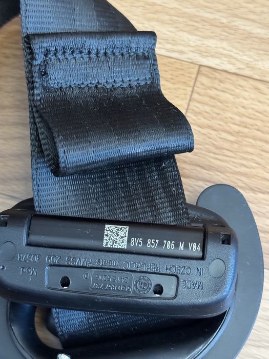 Audi A3 8V Ремінь безпеки  8V5857705MV04  8V5857706MV04