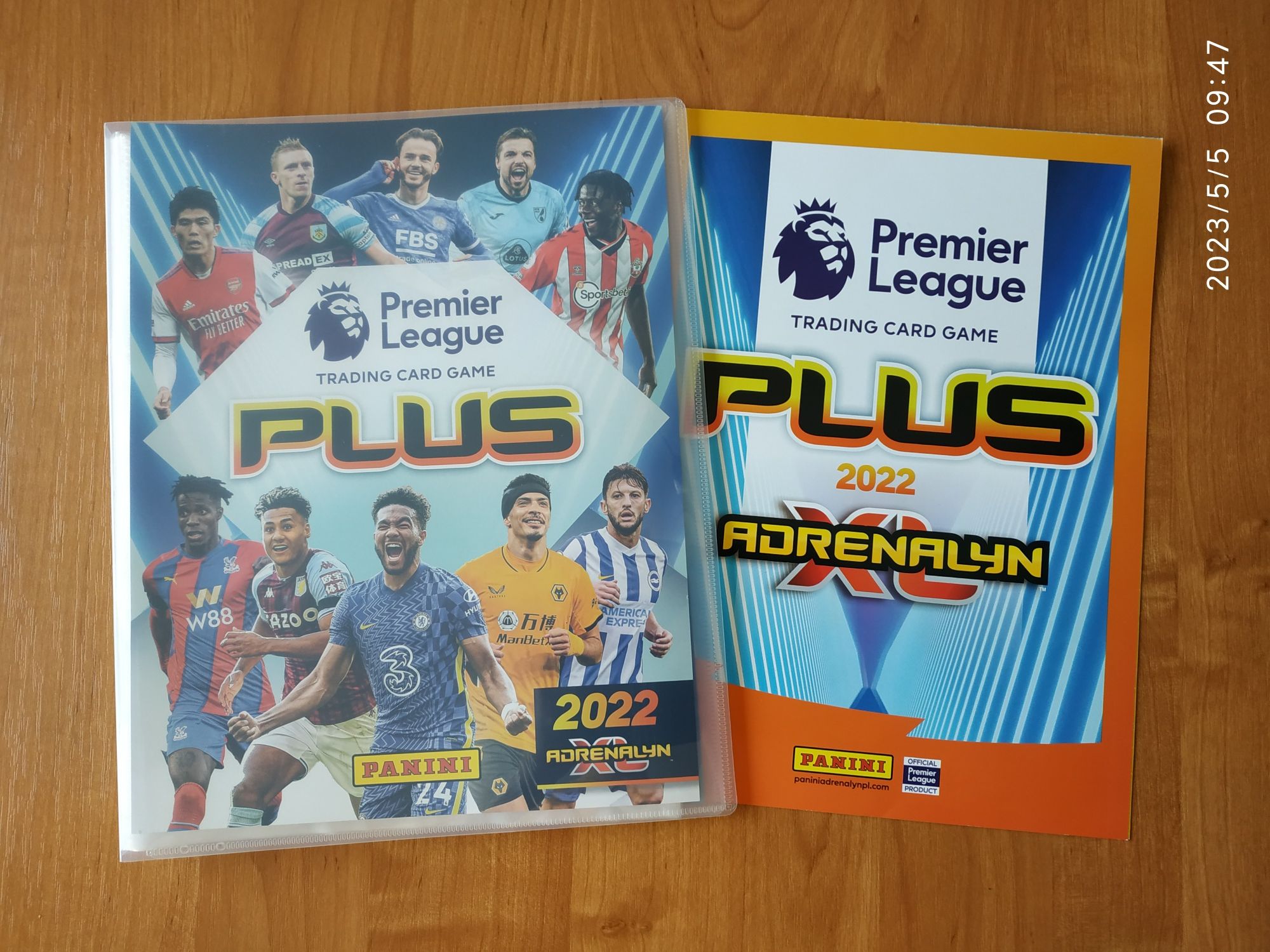 Panini Premier League Plus AXL 2022 - album plus 60 kart (Limited Kane