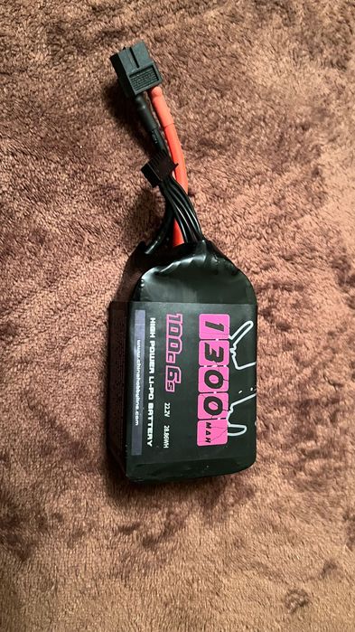 літій-полімерний (LiPo) акумулятор CNHL Black Series 1300mAh 6S-4S