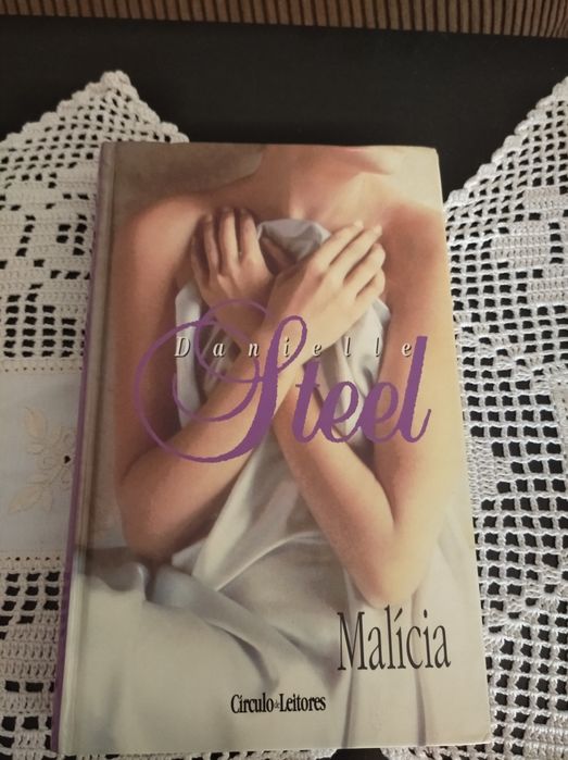 Coleção de Livros da Danielle Still