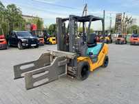 Komatsu FD25T-16 Навантажувач Захват Кіповий