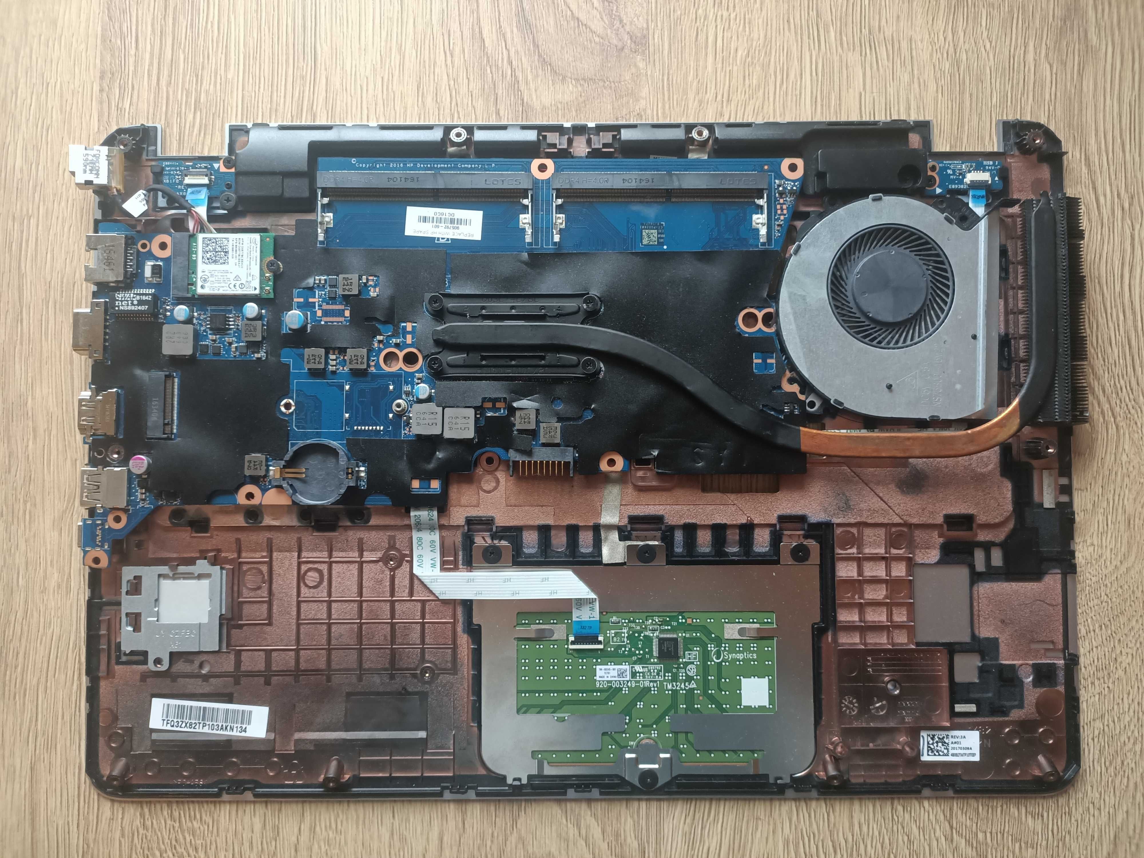 Palmrest Płyta główna HP Probook 440 G4 i3-7gen Radiator