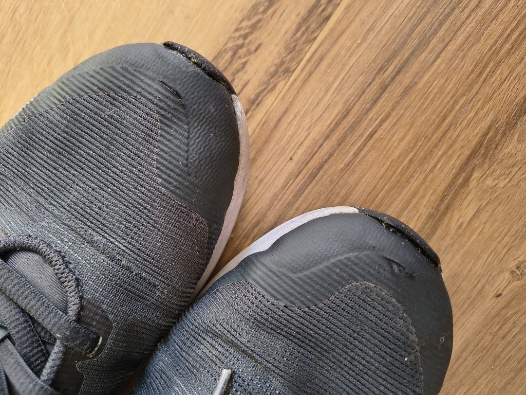 Buty NIKE roz 40