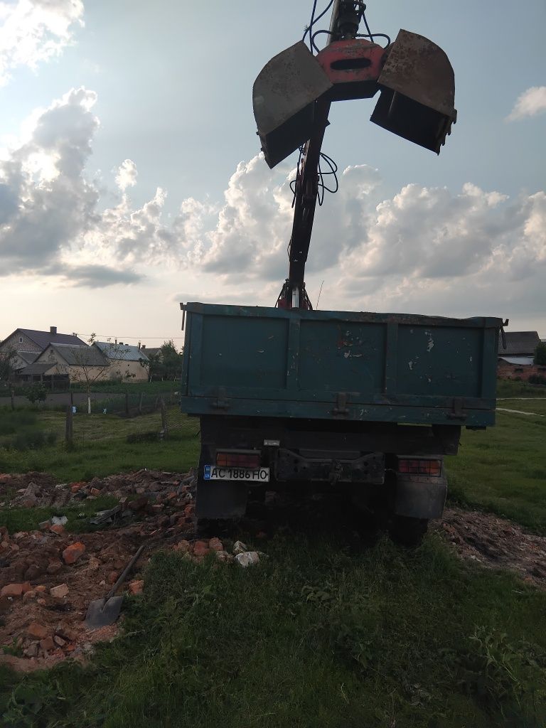Продам, зіл 131 маніпулятор, самосвал.