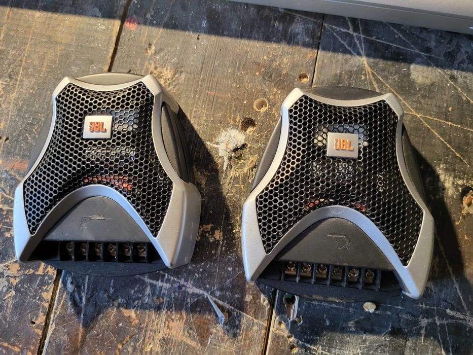Zwrotnice JBL GTO607c