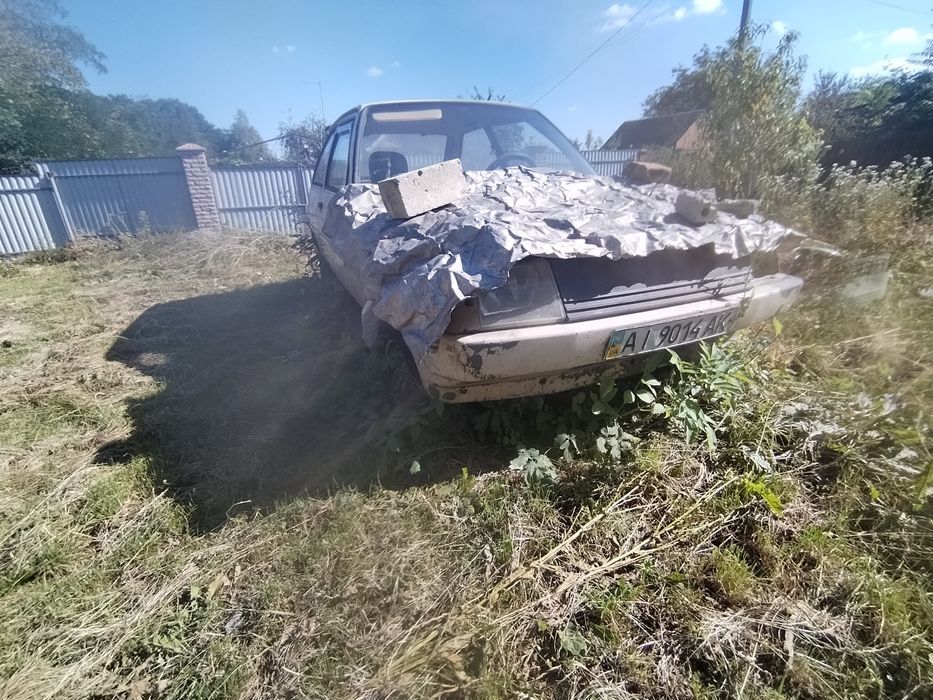 Продам дві Таврії