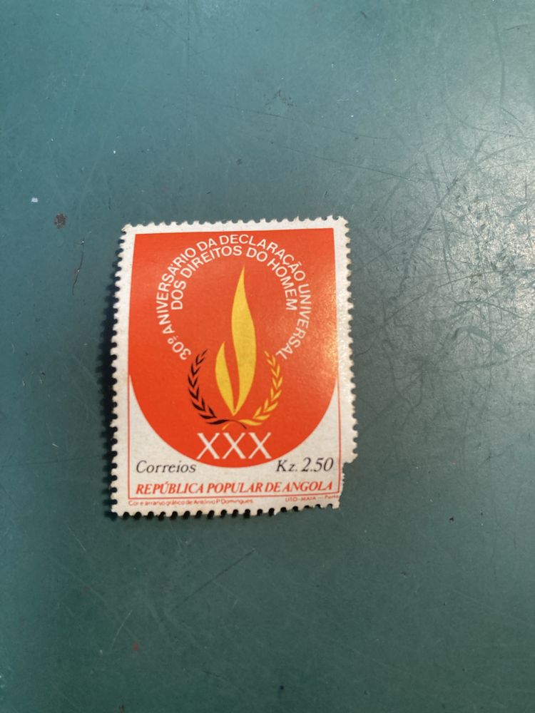 Conjuntos 32 Selos Angola 1975 a 1979 Não Usados