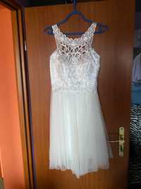 Biała sukienka koronka ślub wesele