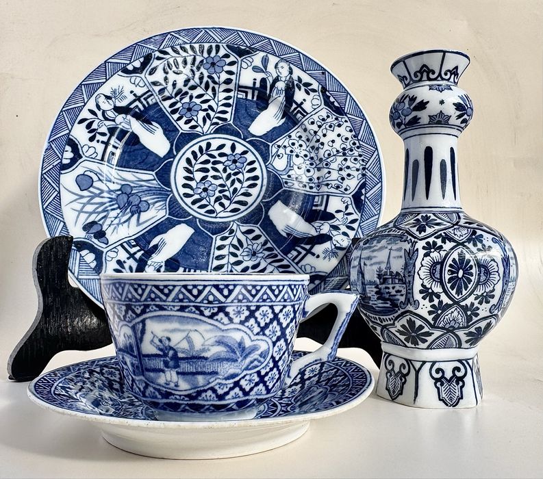 Zestaw orientalizujacej porcelany z XIX w.