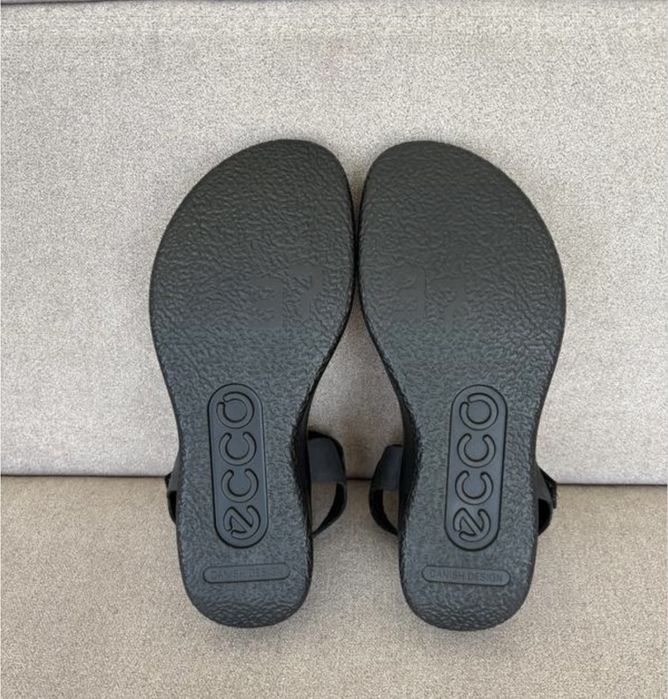Чорні шкіряні босоніжки ecco ECCO FLOWT WEDGE LX, 37 р.