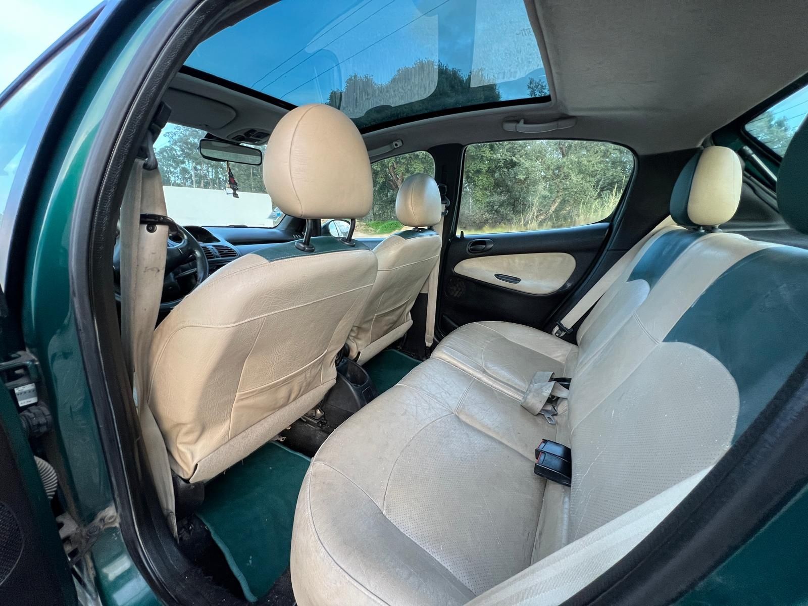 Pegeout 206 hatchback 1.4 edição especial