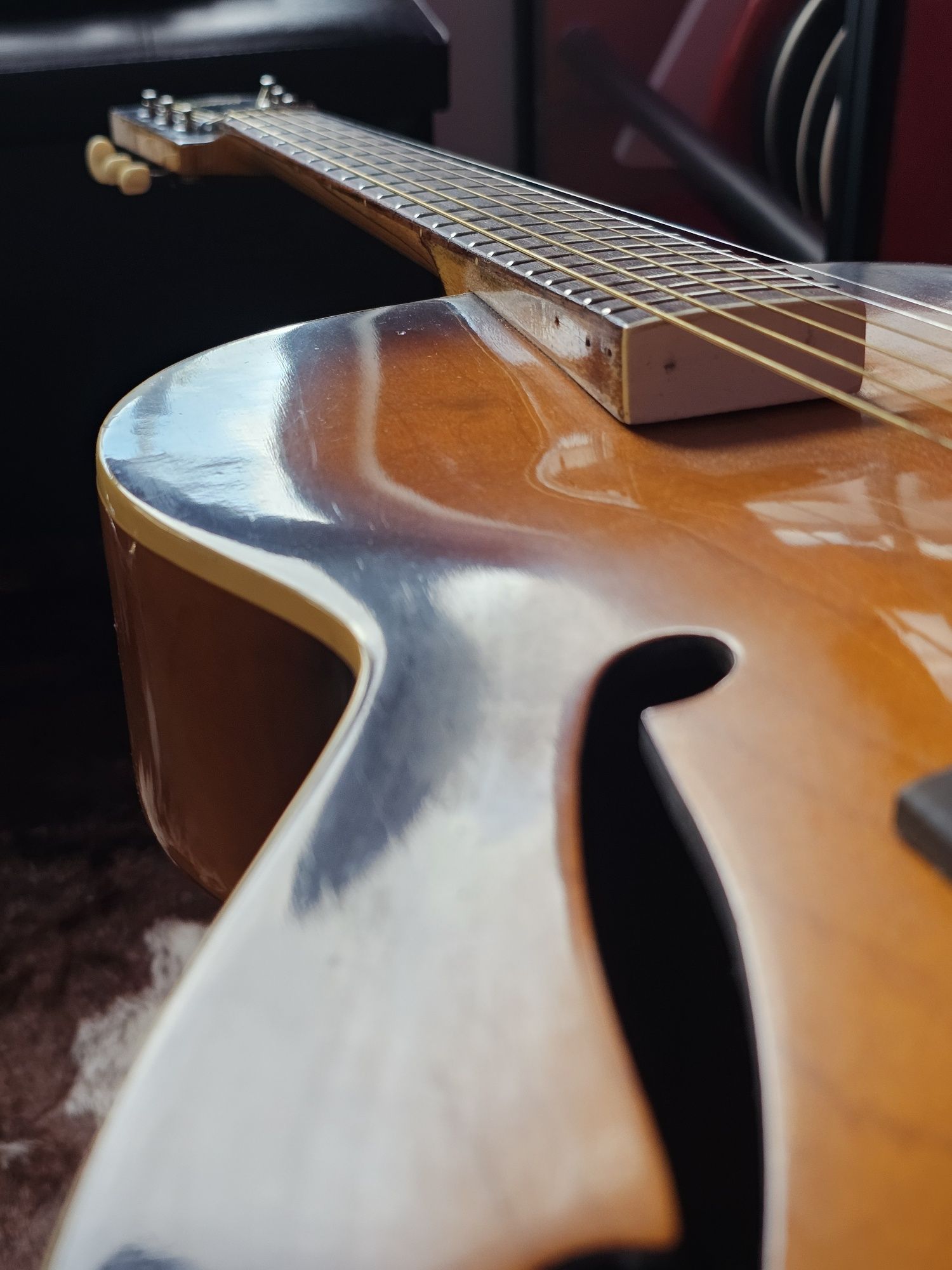 Framus 5/51 Studio archtop z 1972 roku wyprodukowana w Niemczech