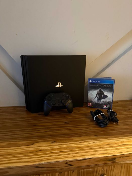 [PS4] Konsola SONY PlayStation 4 Pro 1TB (CUH-7216B) + Pad + Gra