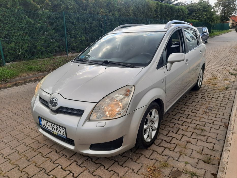 Ładny stan 2.2 diesel klimatyzacja ważne opłaty