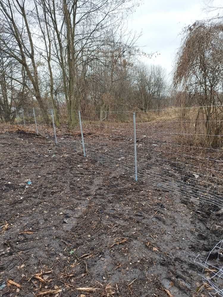 Tanie ogrodzenie budowlane/ tymczasowe/ siatka leśna/słupki metalowe