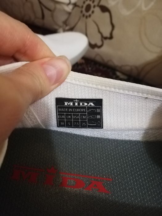 Продам мокасины Мида