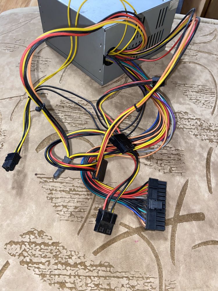 Блок живлення Gembird CCC-PSU1