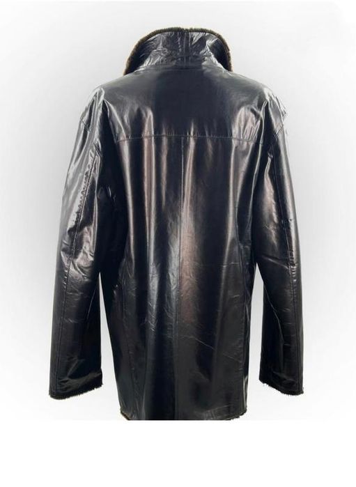 Куртра с натуральной кожи