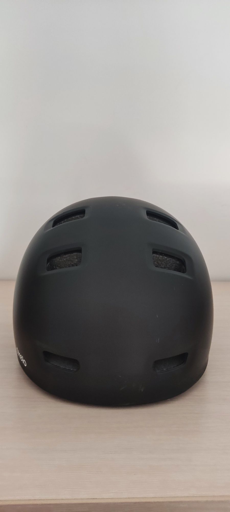 Kask na deskę lub rower