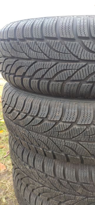 Opony zimowe Paxaro winter 195/65/15