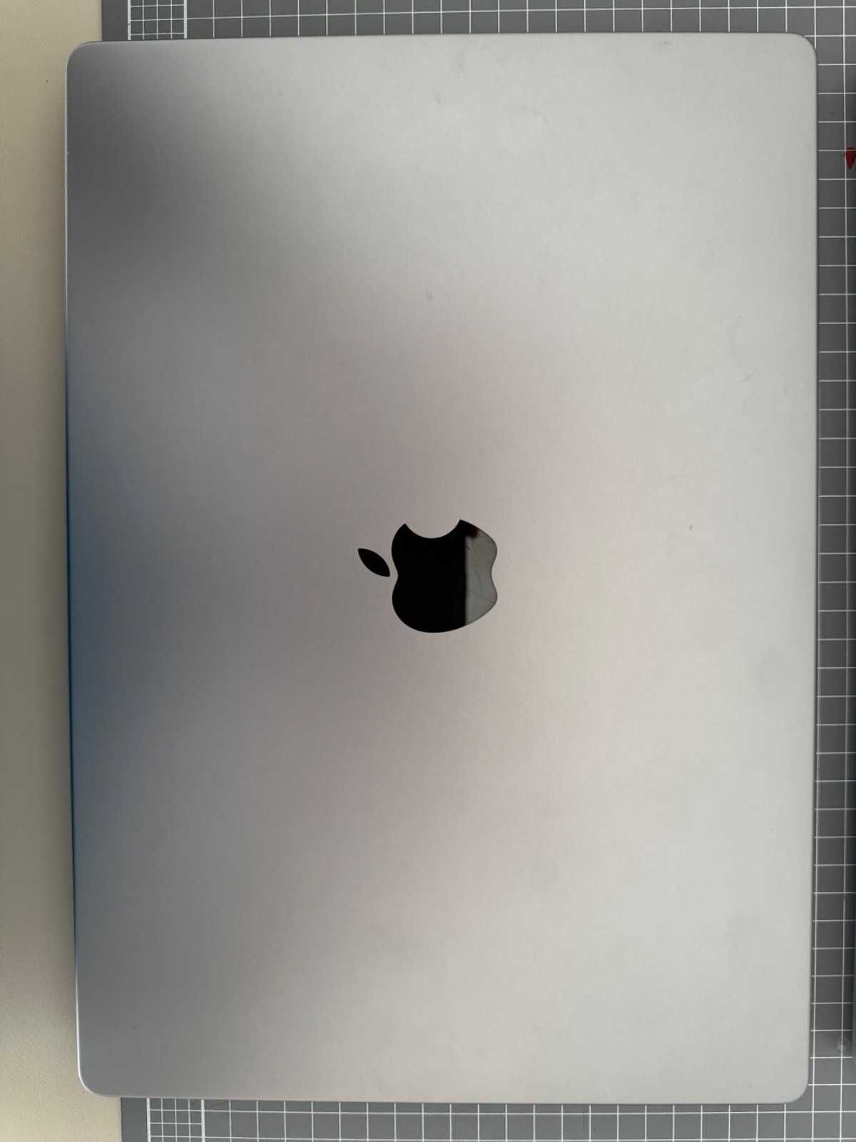 MacBook Pro M1 MAX 16 cali 64GB RAM 1TB SSD IDEALNY