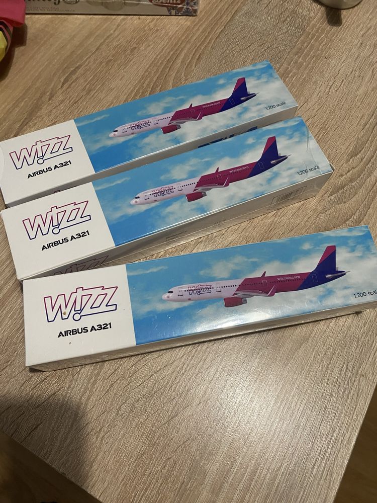 Model Samolotu Wizz Airbus A321 Polecam