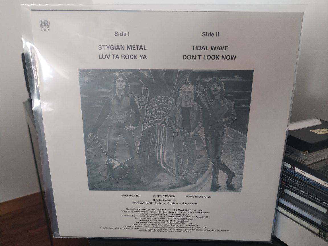 2 vinis heavy metal como novos Isen Torr e Stygian Shore