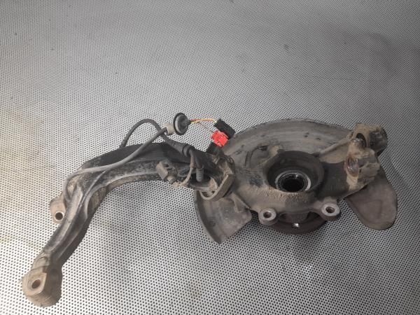 Manga de eixo frente esquerda VOLKSWAGEN Passat (3B2)