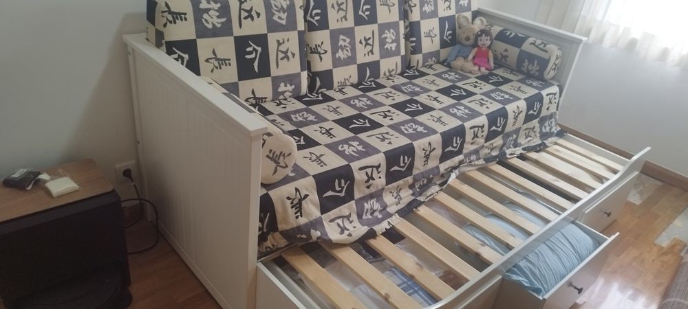 Cama dupla Ikea Hemnes