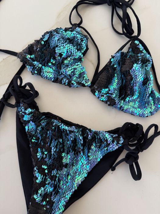 Cekinowy strój kąpielowy niebieski cekiny Just Unique S/M