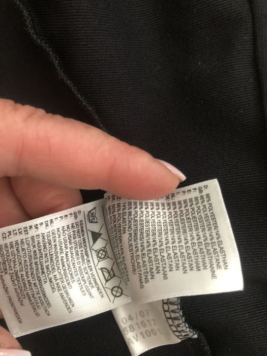 Czarna bluza sportowa Adidas