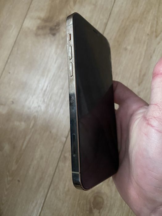 Iphone 12 pro в ідеальному стані
