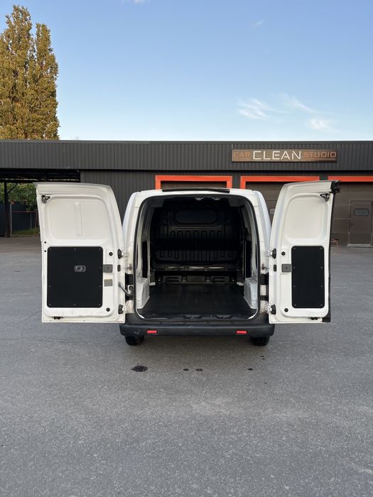 Продам бус Nissan nv200 1.5 dci