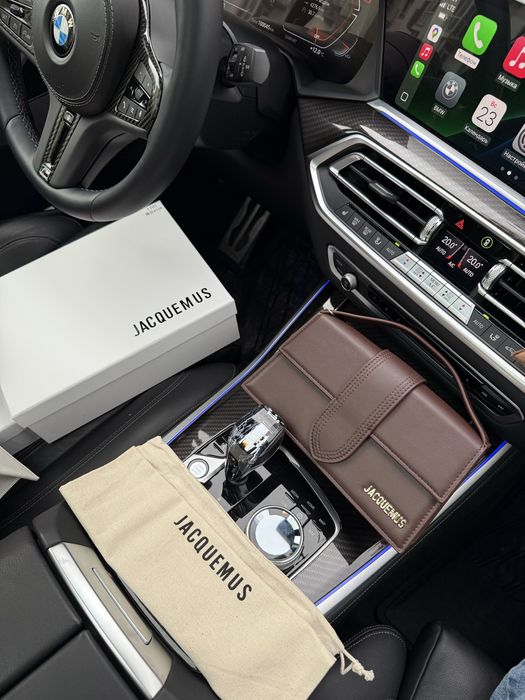 Сумка кожа шкіра jacquemus le grand bambino джакмюс