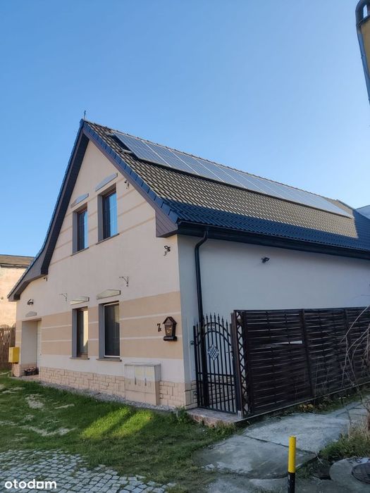 Przestronny dom w centrum Dzierżoniowa, prywatnie