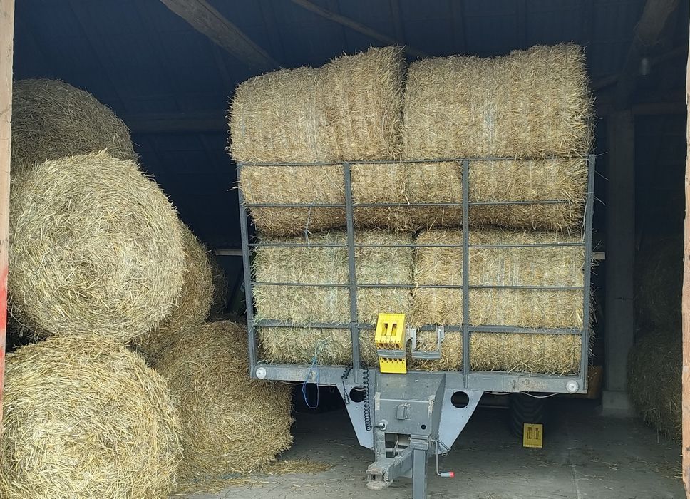 Balot słomy 120x120